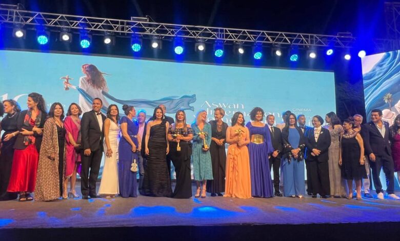 وزيرة الثقافة ومحافظ أسوان يفتتحان فعاليات الدورة العاشرة لمهرجان أسوان الدولى لأفلام المرأة