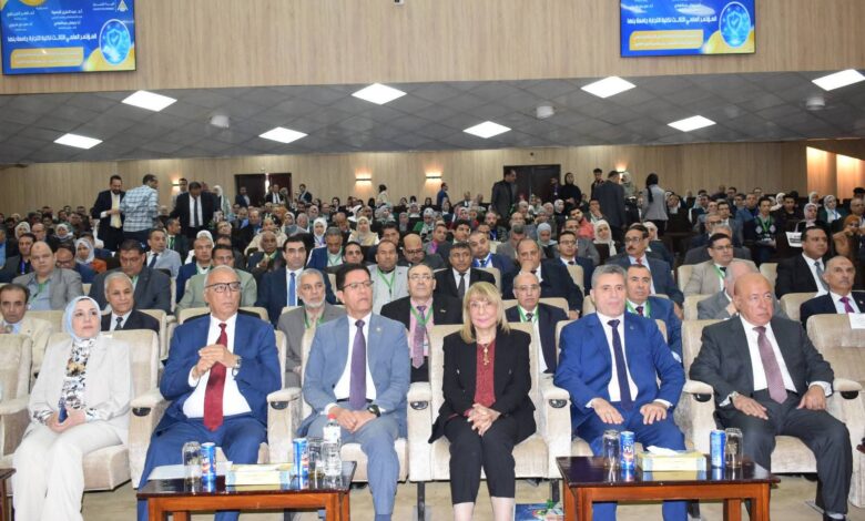 رئيس جامعة بنها يفتتح فعاليات المؤتمر العلمي الثالث لكلية التجارة رئيس جامعة بنها يفتتح فعاليات المؤتمر العلمي الثالث لكلية التجارة