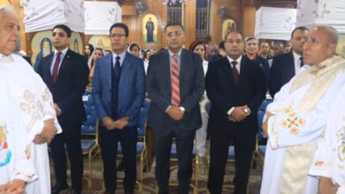 محافظ القليوبية يشارك في قداس عيد القيامة المجيد بكنيسة العذراء ببنها