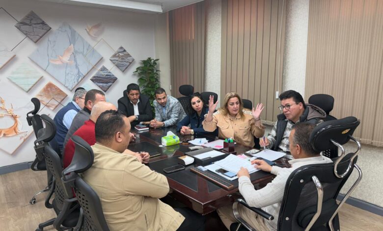 اجتماع موسّع لرئيس جهاز 6 أكتوبر مع ملاك “بيت الوطن الأساسي ” لبحث المطالب وتسريع وتيرة التنمية اجتماع موسّع لرئيس جهاز 6 أكتوبر مع ملاك “بيت الوطن الأساسي ” لبحث المطالب وتسريع وتيرة التنمية