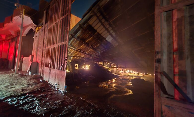 10سيارات إطفاء للسيطرة على حريق بثلاثة مصانع بمركز القناطر الخيرية