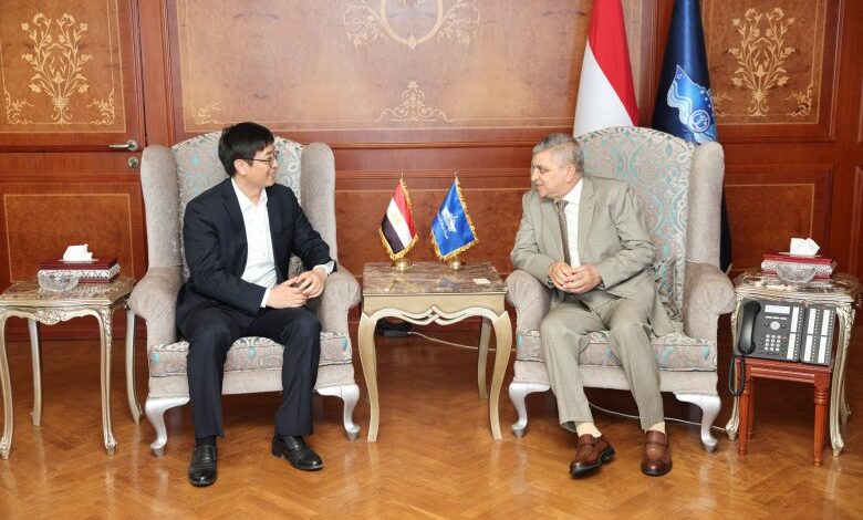 أسامة ربيع وتيدا مصر يبحثان تعزيز التعاون الصناعي واللوجستي بالعين السخنة