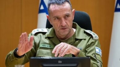 اختراق هاتف رئيس الأركان هليفي يفضح ثغرات أمنية عميقة.