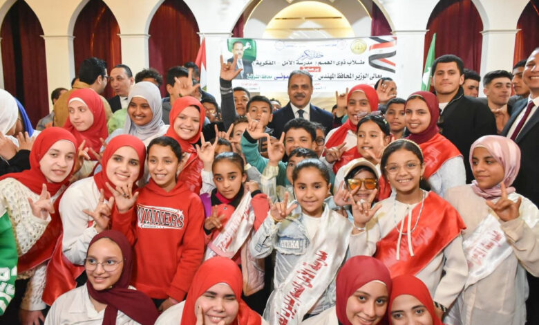  محافظ الشرقية يشهد إحتفالية ذوي الهمم بنقابة المعلمين بديرب نجم