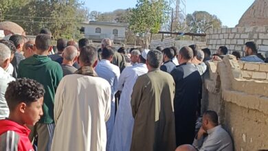 تشييع مهيب لشاب لقي مصرعه غرقًا ببحر يوسف في الفيوم.. والأجهزة الأمنية تكثف جهودها لكشف الملابسات