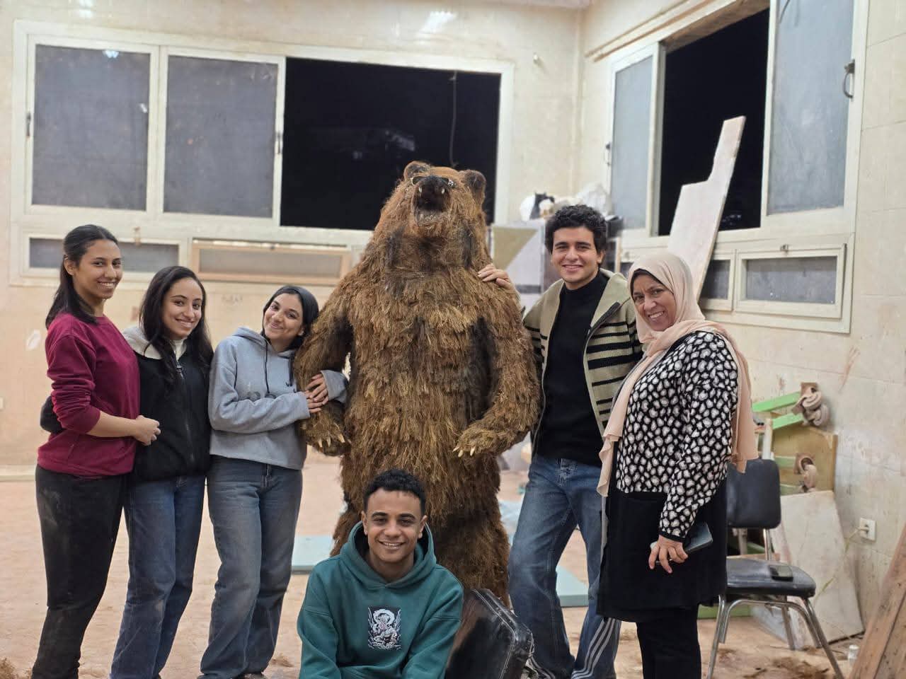 “روح الطبيعة فى تمثال” ورشة فنية نابضة بالقوة والحياة بجامعة الأقصر