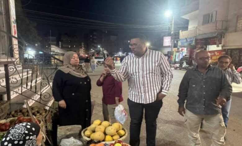 حملة مكثفة لإزالة الإشغالات بحي شرق الفيوم تعيد الانضباط لميدان روتاري وشارع طارق