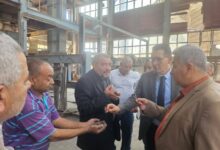 “وكيل تموين الأقصر” يتابع توريد محصول قصب السكر بأرمنت