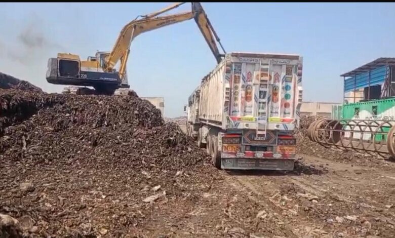 محافظ الغربية يواصل متابعة رفع أكثر من 70 ألف طن مخلفات بمصنع دفرة 