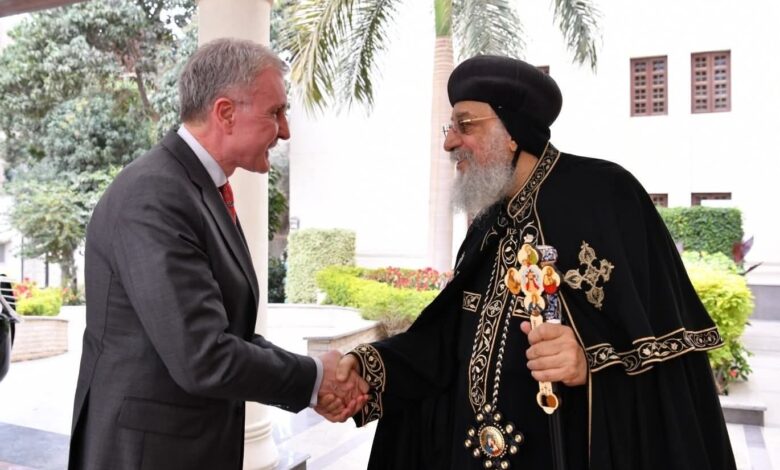 البابا تواضروس يستقبل الأمير الروماني رادو بالمقر البابوي