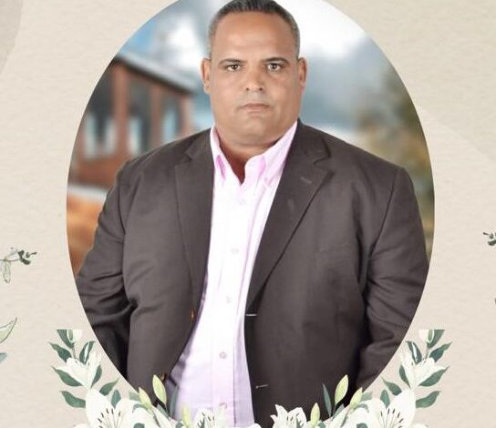 «الطبعة الأولى» تتقدم بأصدق التهاني للأستاذ أحمد عبد الباسط بمناسبة زفاف كريمته «الطبعة الأولى» تتقدم بأصدق التهاني للأستاذ أحمد عبد الباسط بمناسبة زفاف كريمته