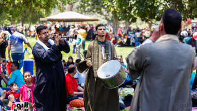 المصريون يزحفون إلى الجناين والمتنزهات احتفالًا بأقدم عيد شعبي في التاريخ”
