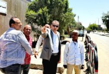 “رئيس مدينة الأقصر” يتابع أعمال النظافة ورفع الإشغالات بمحيط الكنائس