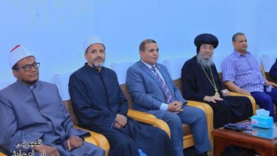 “رئيس مدينة إسنا”يزور المطرانية لتهنئة الأخوة الأقباط بعيد القيامة المجيد