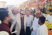 ” محافظ الأقصر” يتفقد سوق الخضار بشرق السكة الحديد لمتابعة ضبط الأسواق