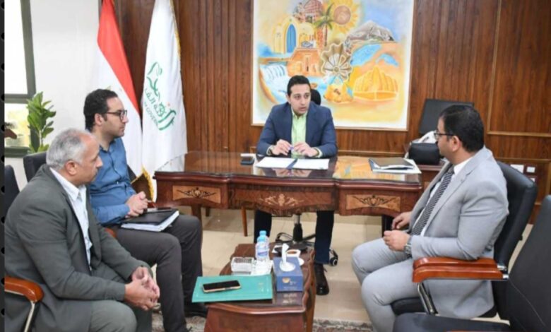 الفيوم تدرس تشغيل “الدراجات التشاركية” بقرية تونس لتعزيز السياحة الذكية