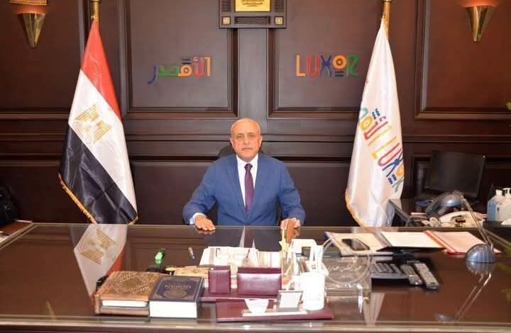 “محافظ الأقصر” يهنئ البابا تواضروس الثاني بعيد القيامة المجيد “محافظ الأقصر” يهنئ البابا تواضروس الثاني بعيد القيامة المجيد