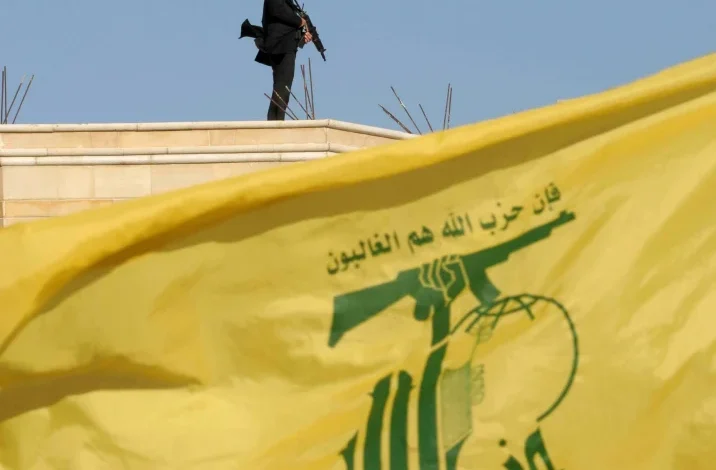 حزب الله يعلن استهداف دبابة للاحتلال وغارات متبادلة جنوب لبنان حزب الله يعلن استهداف دبابة للاحتلال وغارات متبادلة جنوب لبنان