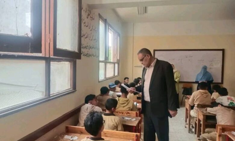 وكيل تعليم بني سويف يتفقد مدارس ببا لمتابعة انتظام امتحانات الفصل الدراسي الثاني