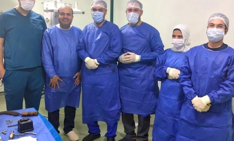 نجاح إنقاذ قدم طالب من إصابة خطيرة بمنجل أثناء العمل بالأرض الزراعية بدسوق نجاح إنقاذ قدم طالب من إصابة خطيرة بمنجل أثناء العمل بالأرض الزراعية بدسوق