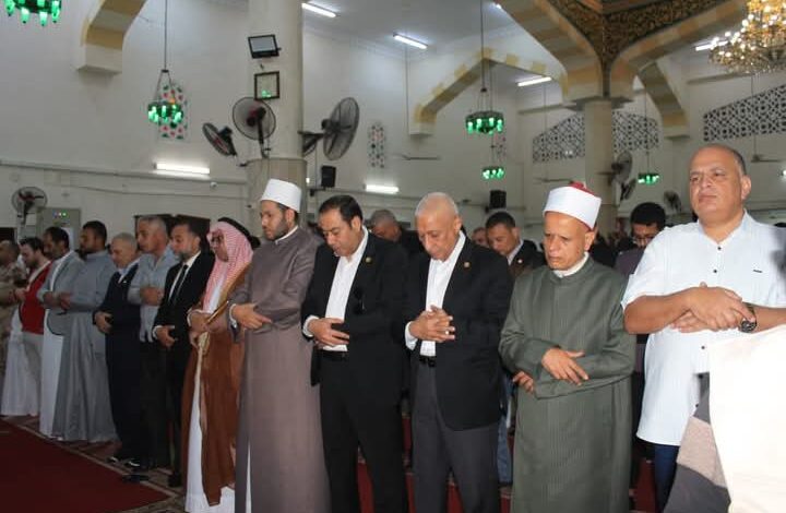 مسجد النصر يجمع قيادات شمال سيناء والأهالي في صلاة العيد مسجد النصر يجمع قيادات شمال سيناء والأهالي في صلاة العيد