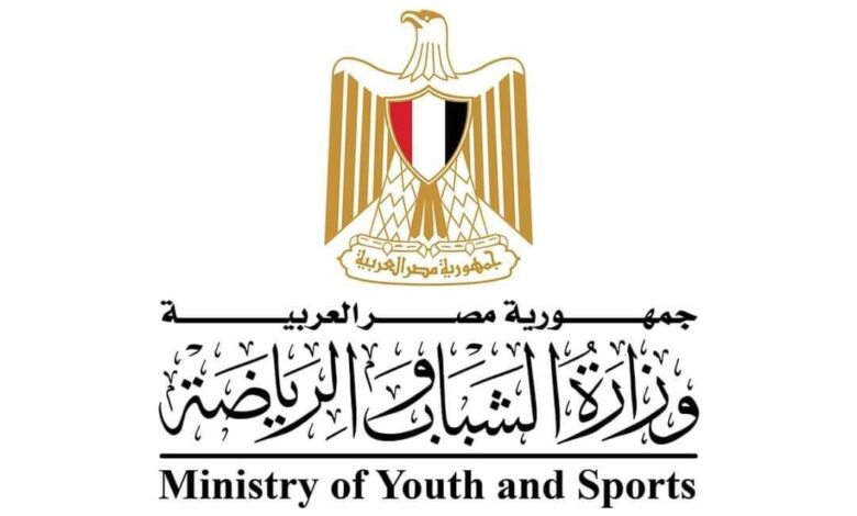 وزير الرياضة يلتقي مسؤولي اتحاد الغوص والإنقاذ لبحث استعدادات موسم الصيف وتأمين حمامات السباحة خلال العيد