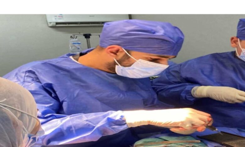 نجاح جراحة دقيقة بمستشفى طامية المركزي لإنقاذ سيدة من عيب خلقي نادر بالشريان التاجي