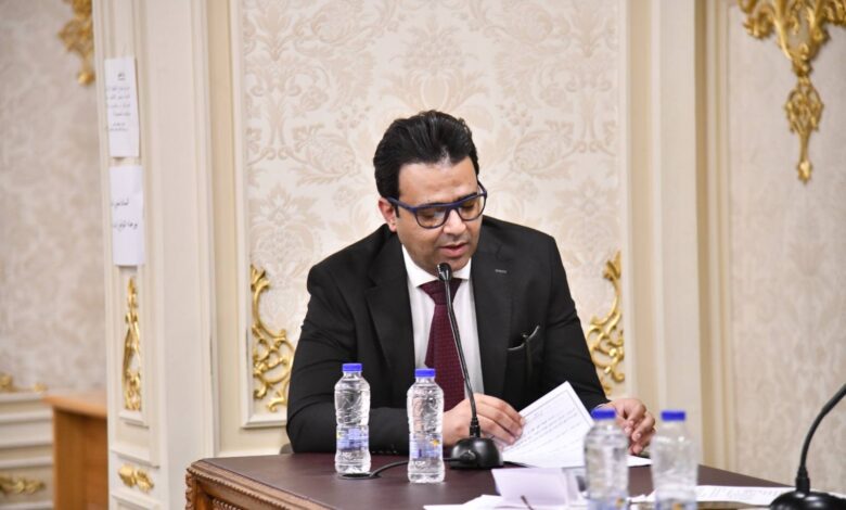 ” دويدار ” يعتمد حزمة قرارات وتكليفات جديدة لدعم المنظومة الصحية بسوهاج وتحسين الخدمات للمواطنين