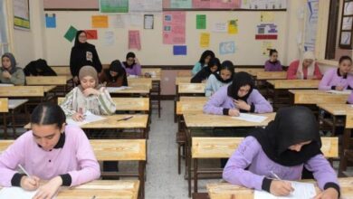 غرف العمليات تتابع لحظة بلحظة.. «المحمول» ممنوع داخل لجان الشهادة الإعدادية بالمحافظات