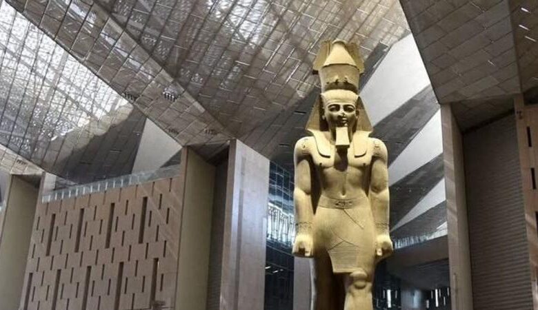بعد القبض على 3 موظفين بالمتحف المصري٠٠ حجز تذاكر المتحف المصري الكبير إلكترونيًا.. الخطوات والأسعار بعد القبض على 3 موظفين بالمتحف المصري٠٠ حجز تذاكر المتحف المصري الكبير إلكترونيًا.. الخطوات والأسعار