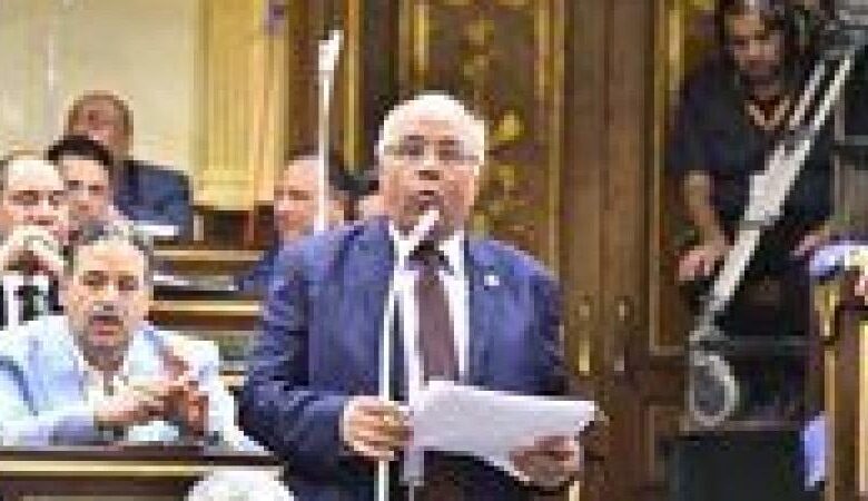 النائب محمد عطية الفيومي: الإيجار المنتهي بالتملك للأراضي الصناعية يحرر السيولة ويعزز تنافسية الصناعة المصرية النائب محمد عطية الفيومي: الإيجار المنتهي بالتملك للأراضي الصناعية يحرر السيولة ويعزز تنافسية الصناعة المصرية