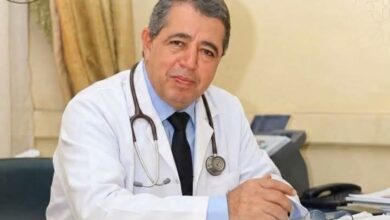 الدكتور علي عياط طبيب الغلابة.. رسالة إنسانية من قلب بئر العبد