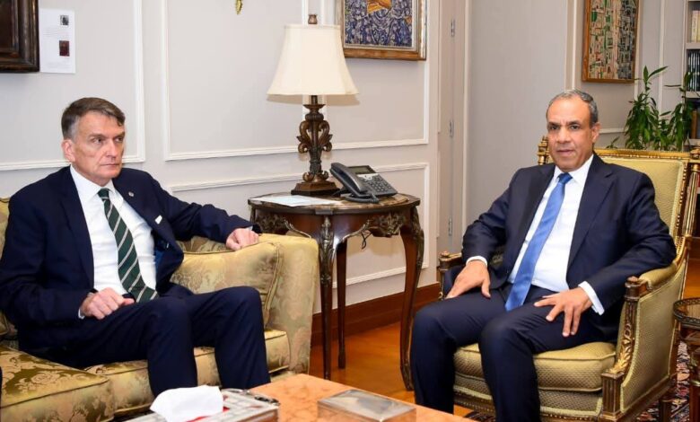 وزير الخارجية يستقبل القائم بأعمال المفوض العام للأونروا لبحث دعم الوكالة