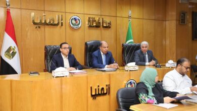 محافظ المنيا يثمن دعم القيادة السياسية لإدراج المحافظة بمنظومة التأمين الصحي الشامل ويعتمد خطة التوعية للمواطنين