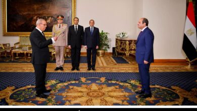 “تأكيداً على سيادة القانون.. الرئيس السيسي يستقبل المستشار ربيع لبنة ورؤساء الهيئات القضائية الجدد”