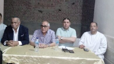 «بحضور نواب وبرعاية الوزير “الحمزاوي”.. جلسة عرفية تاريخية تطوي صفحة خلافات سنوات بين أبناء عمومة “عبد الرازق”» 
