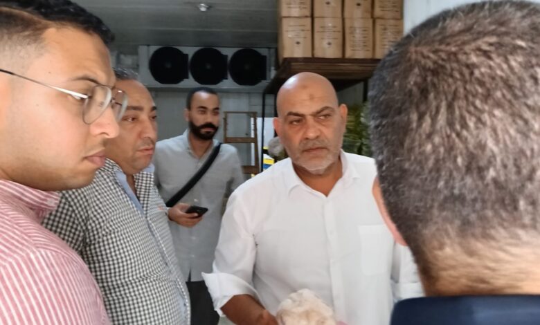 بيطري القليوبية : ضبط 2 طن دواجن ولحوم مفرومة متغيرة الخواص الطبيعية بالعبور