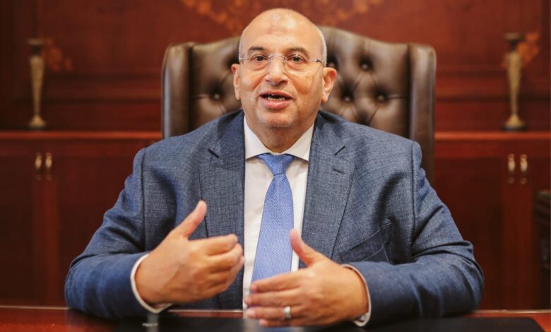 خبراء الضرائب: إنقاذ المهنة من العشوائية.. المهمة الأولى للجنة تطوير معايير المحاسبة المصرية خبراء الضرائب: إنقاذ المهنة من العشوائية.. المهمة الأولى للجنة تطوير معايير المحاسبة المصرية