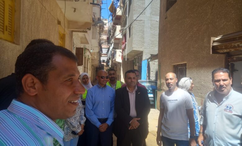 ضبط أكثر من 27 طنًا من السلع الغذائية الفاسدة خلال حملات تموينية مكبرة بالإسكندرية ضبط أكثر من 27 طنًا من السلع الغذائية الفاسدة خلال حملات تموينية مكبرة بالإسكندرية