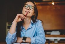 5 هفوات تكشف المتظاهر بالذكاء.. خاصة عند التوتر