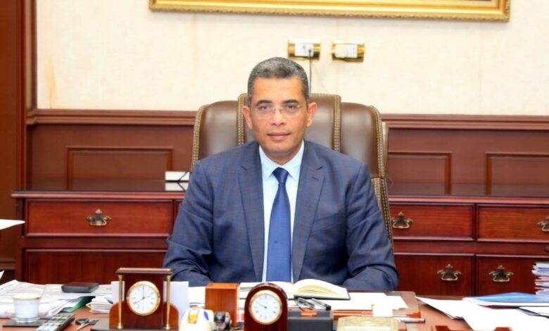 محافظ البحر الأحمر يحيل المتورطين في التخلص العشوائي من مخلفات الأضاحي للتحقيق محافظ البحر الأحمر يحيل المتورطين في التخلص العشوائي من مخلفات الأضاحي للتحقيق