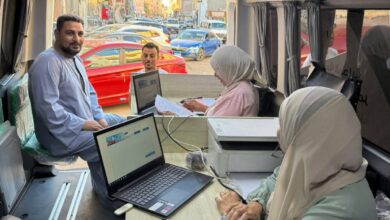 محافظ البحر الأحمر يطلق المركز التكنولوجي المتنقل بالغردقة لتسهيل تراخيص المحال