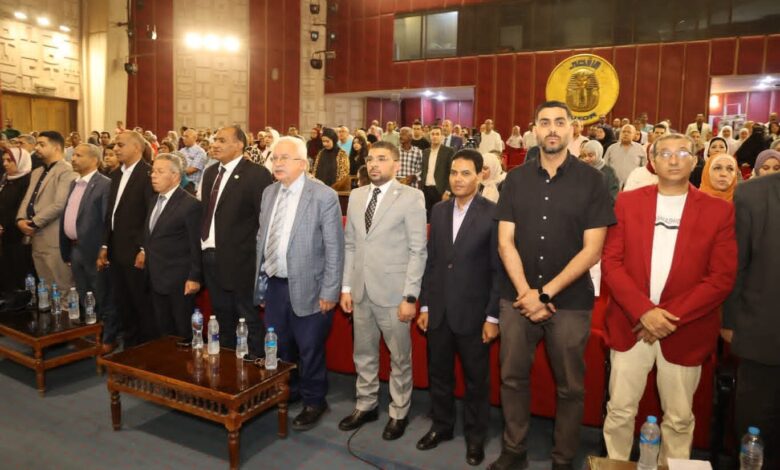 “مدير الرعاية الصحية بالأقصر” يشارك احتفالية “يوم الطبيب الأقصري” لتكريم الأطباء “مدير الرعاية الصحية بالأقصر” يشارك احتفالية “يوم الطبيب الأقصري” لتكريم الأطباء