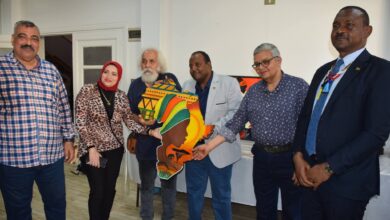 افتتاح معرض أفريقيا برؤية تشكيلية بجمعية الشبان المسيحية بالإسكندرية
