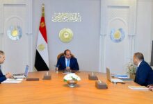 الرئيس السيسي يوجه بتوطين صناعة الوحدات البحرية ويُسرّع مشروعات قناة السويس