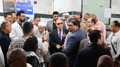 محافظ الغربية يشيد بمبادرة(دواؤك لحدباب بيتك) بعيادة على بن ابى طالب للتأمين الصحي بطنطا.