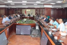 سكرتير محافظة بني سويف يعقد اجتماعا لمناقشة إجراءات تنفيذ الخطة الاستثمارية الجديدة