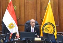 رئيس جامعة بني سويف يعقد ملتقى لمشروعات التخرج والابتكار وربطها بسوق العمل