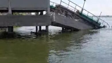 قبل التشغيل الرسمى .. انهيار كوبري وخطوط مواسير محطة مياه بـ بني سويف