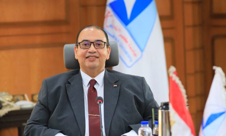 رئيس جامعة كفر الشيخ: نسعي لبناء منظومة تعاون عالمية تحول الجامعة إلى مركز إقليمي للمعرفة والابتكار والبحث العلمي رئيس جامعة كفر الشيخ: نسعي لبناء منظومة تعاون عالمية تحول الجامعة إلى مركز إقليمي للمعرفة والابتكار والبحث العلمي